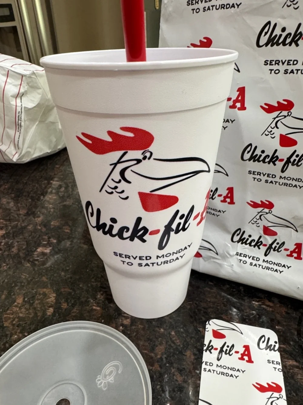 Doodles," the chain's original mascot from the 1960s White Logo Classic Cup NEW - Picture 2 of 4